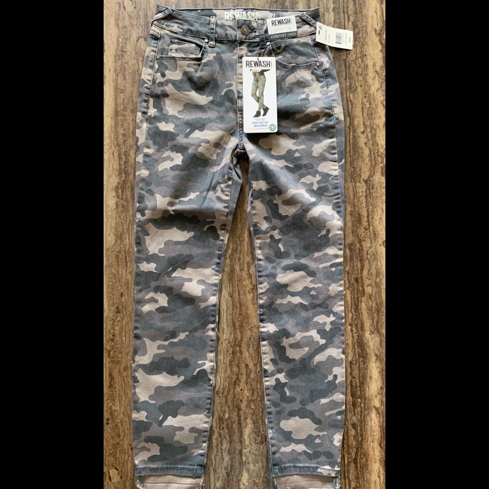 REWASH COMFORT STEVIE SKINNY CAMO STRETCH 5R